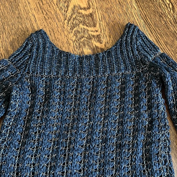 Duffy dark blue/ grey sweater with open knit style with metal wire - size small - Picture 3 of 9